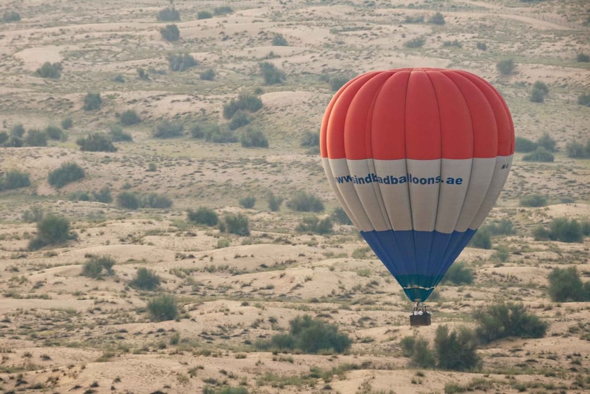 Picture 11 for Activity Dubai: Sunrise Hot Air Balloon Tour Over the Desert
