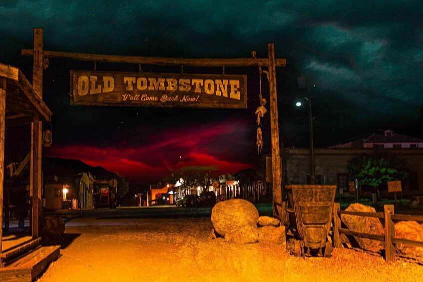 Tombstone Terrors: Ghosts and Gunslingers of the Wild West