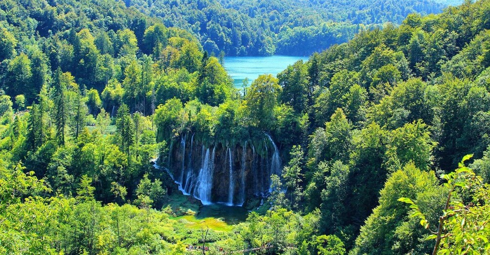 From Sarajevo: One-Way Transfer to Zagreb & Plitvice Lakes