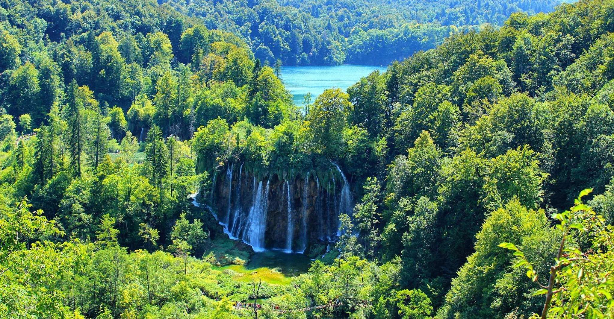 From Sarajevo: One-Way Transfer to Zagreb & Plitvice Lakes