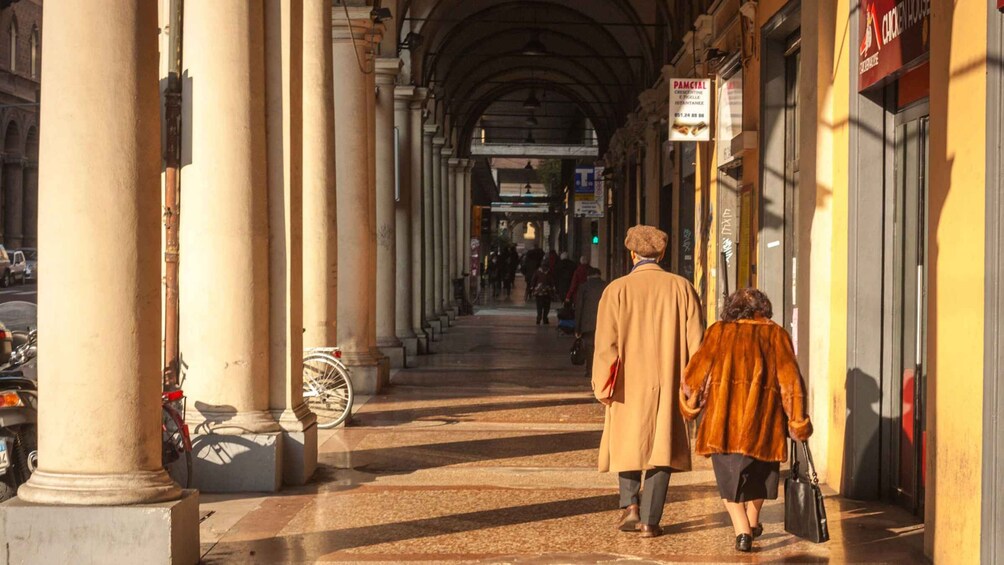 Picture 2 for Activity Bologna: Jewish History Private Tour of the City Center