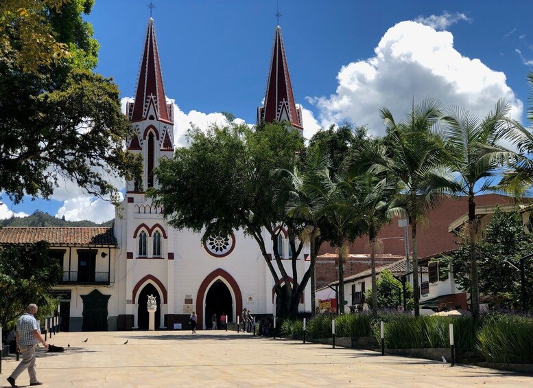 Medellín: Half-Day Private Colonial Towns Tour