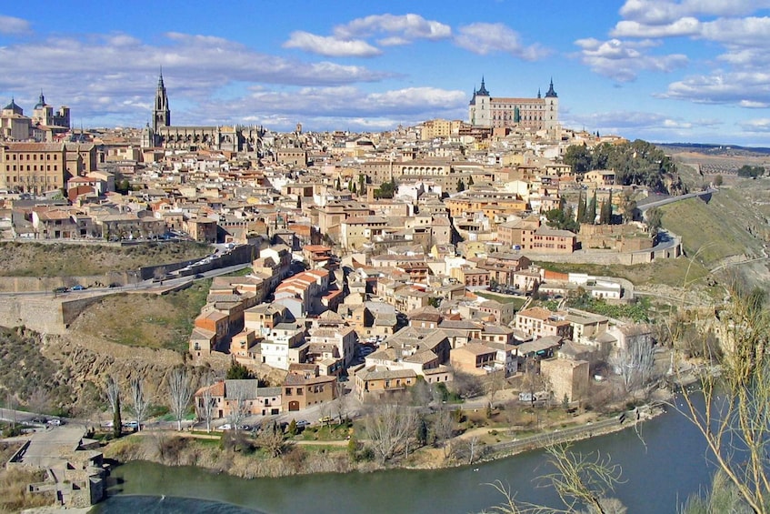 Picture 1 for Activity Toledo: Private Walking Tour with Toledo Cathedral Entry