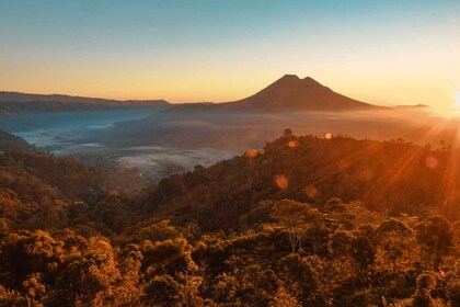 Bali: Mount Batur Zonsopgang Trek met Gids en Ontbijt