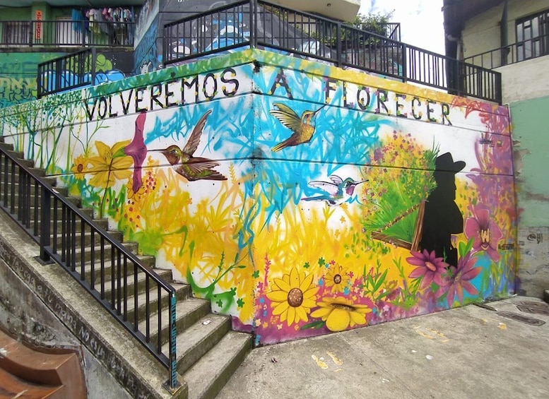 Picture 3 for Activity Medellín: Private Pablo Escobar and Comuna 13 Tour
