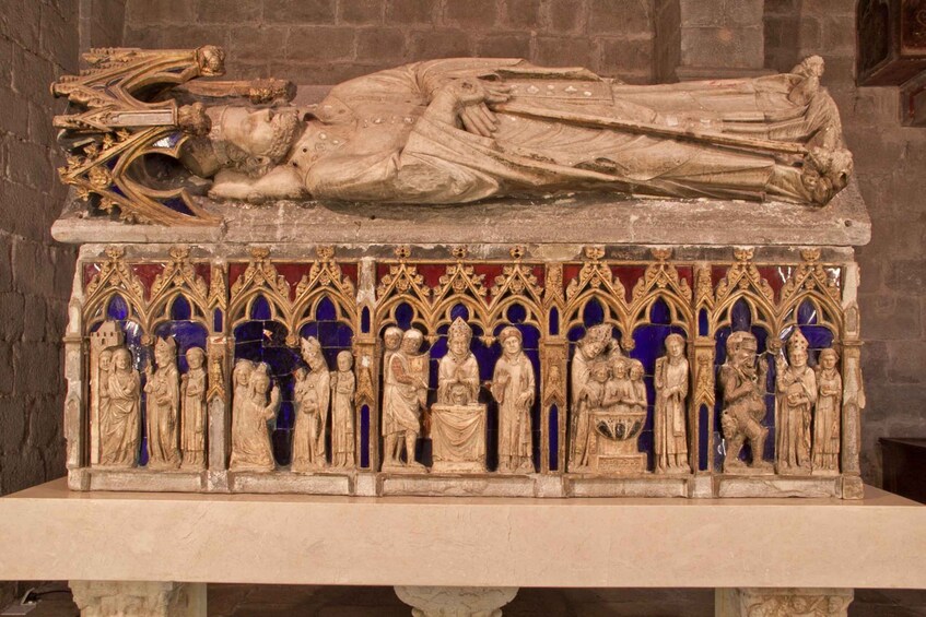 Picture 3 for Activity Girona: Cathedral of Girona + Art Museum + St. Felix Church