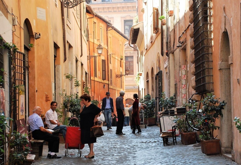 Picture 1 for Activity Rome: Squares and Fountains Guided Walking Tour