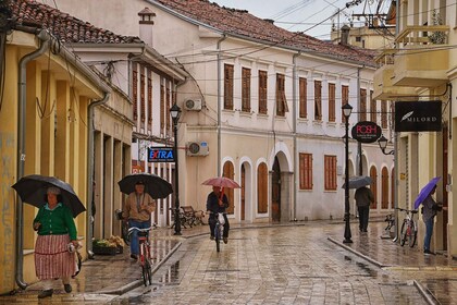 Från Tirana: 2-dagars rundtur i Theth och Shkoder