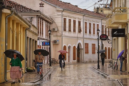 Från Tirana: 2-dagars rundtur i Theth och Shkoder