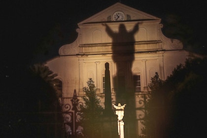 New Orleans: Tour guidato dei fantasmi, dei crimini, del voodoo e dei vampi...