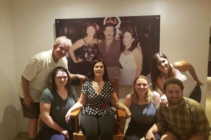 Colombia: Visita oficial al Museo Pablo Escobar Conoce a tu Familia