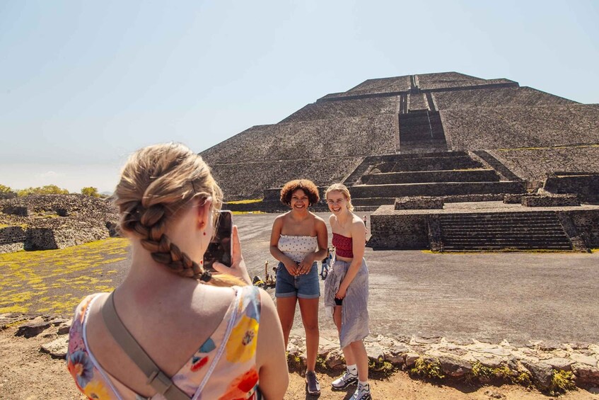 Picture 3 for Activity From Mexico City: Teotihuacan Tour & Reino Animal For Kids