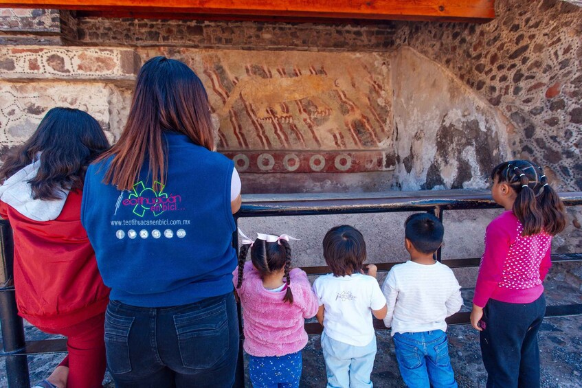 Picture 2 for Activity From Mexico City: Teotihuacan Tour & Reino Animal For Kids