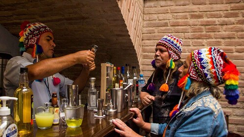 Lima: Street Food Tasting Tour med Pisco Sour Class