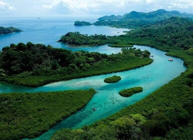 パナマシティからカリブ海ビーチへの日帰り旅行