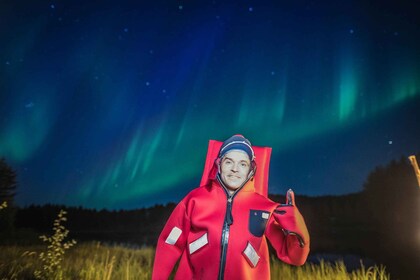 Rovaniemi: Arktisches Eisschwimmen und Nordlichter Tour