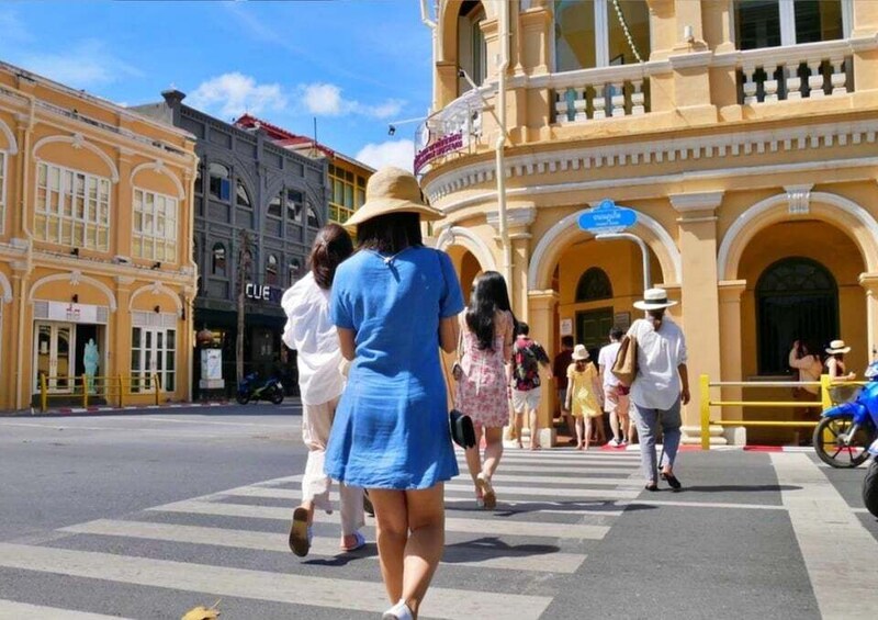 Picture 6 for Activity Phuket: Phuket Old Town, Kayaking, Tie Dyeing, and Dinner