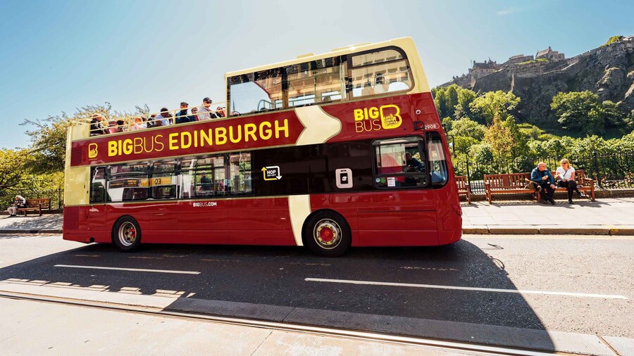 Edinburgh: Big Bus Hop-On Hop-Off Tour by Open-Top Bus