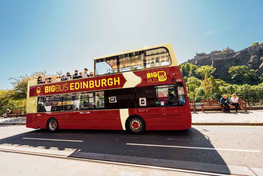 Edinburgh: Big Bus Hop-On Hop-Off Tour by Open-Top Bus