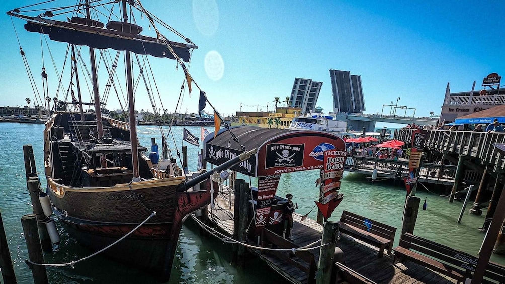 Picture 2 for Activity Madeira Beach: Pirate Adventure Cruise with Beer and Wine