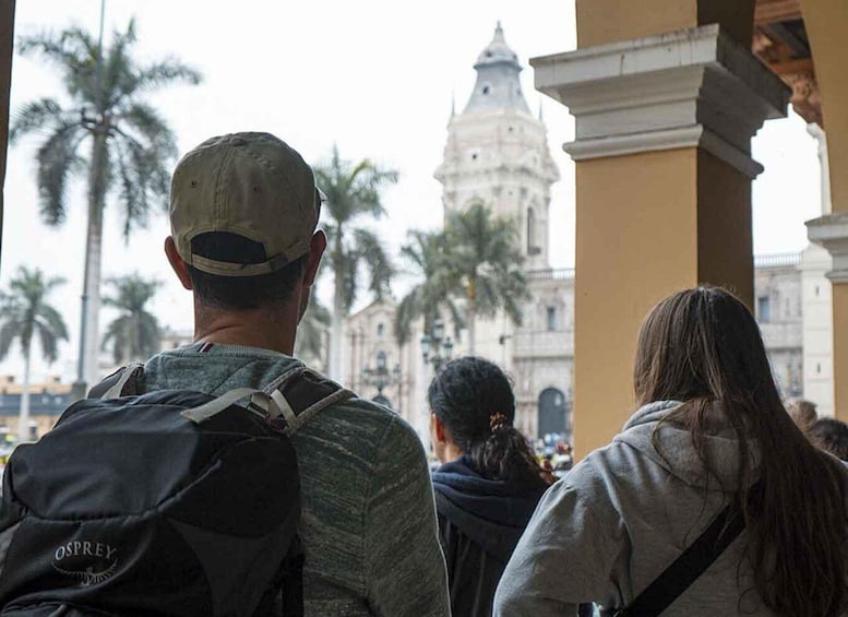 Picture 2 for Activity Lima: City Small-Group Tour with Pisco Sour & Catacombs