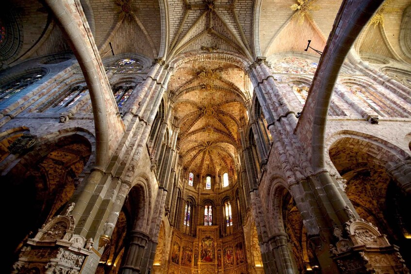 Picture 3 for Activity Madrid: Private 12-Hour Tour to Ávila and Segovia