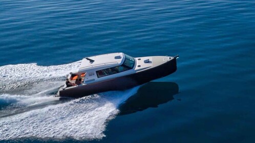 Splitistä: Split: Blue Cave ja Hvar ylellisellä veneellä