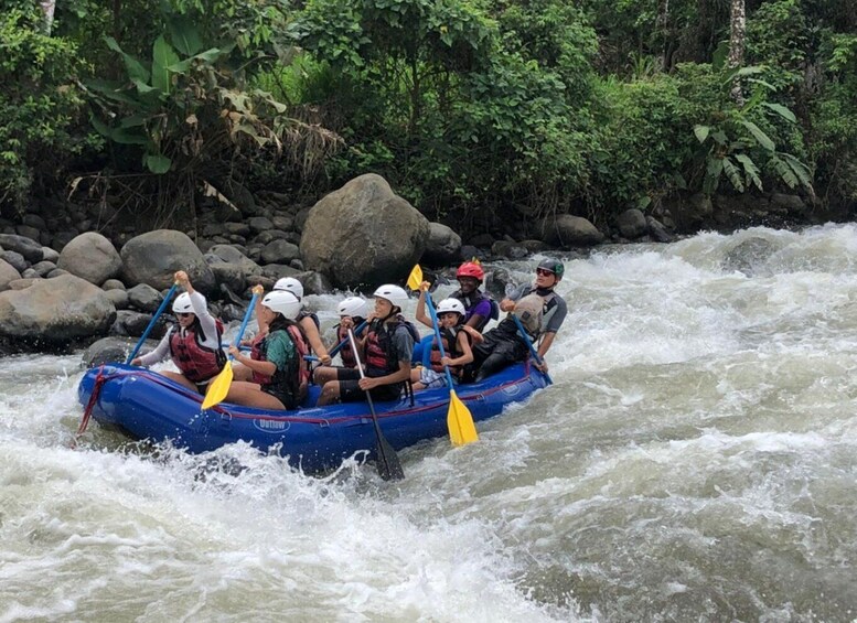 Picture 24 for Activity La Fortuna: Easy White Water Rafting with Transfer and Lunch