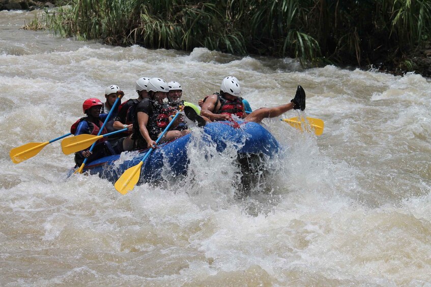 Picture 8 for Activity La Fortuna: Costa Rica Rafting class II-III_Pure Adrenaline