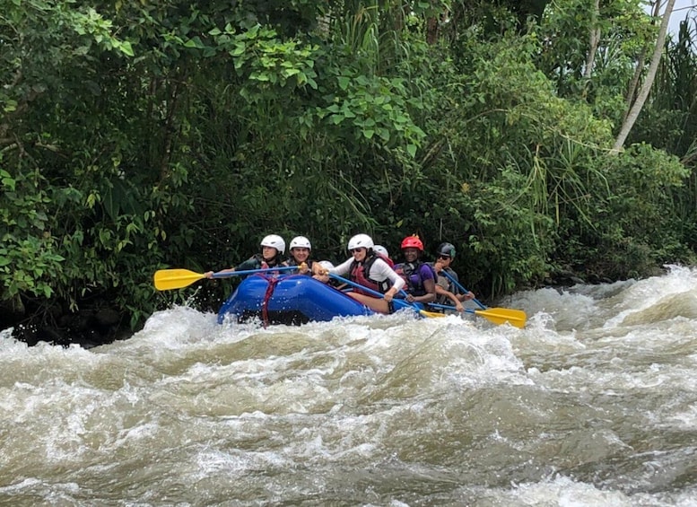 Picture 26 for Activity La Fortuna: Easy White Water Rafting with Transfer and Lunch