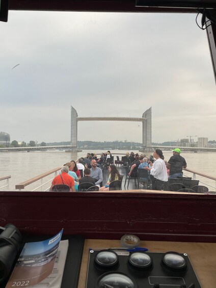 Picture 2 for Activity Bordeaux: Garonne River Yacht Cruise with Brunch