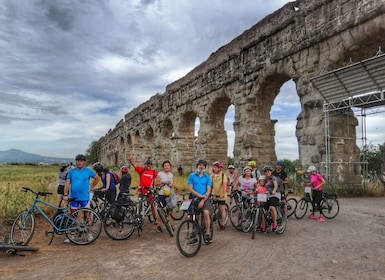 Wakker worden of zonsondergang Appian Way & Aquaducten e-Bike Tour