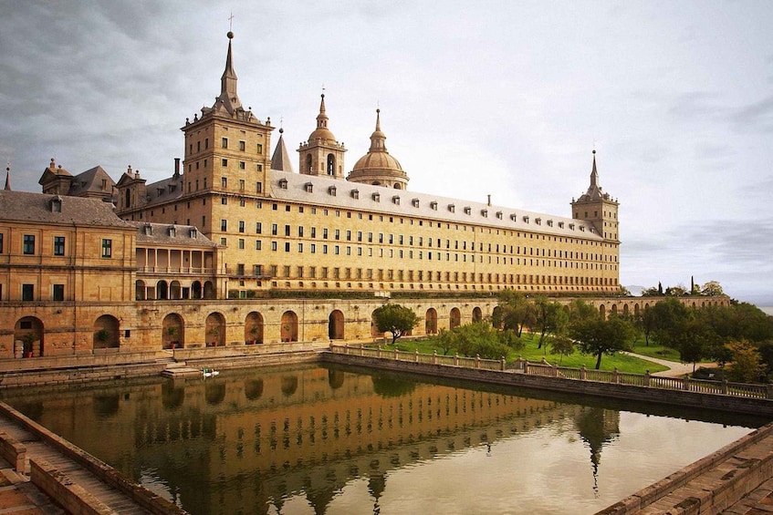 From Madrid: El Escorial, Valley of the Fallen, & City Tour