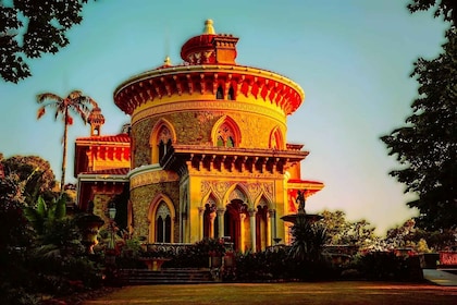 Desde Lisboa: Palacio da Pena, Regaleira, Sintra y Cascais Tour