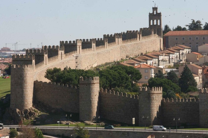 Avila: Private Walking Tour