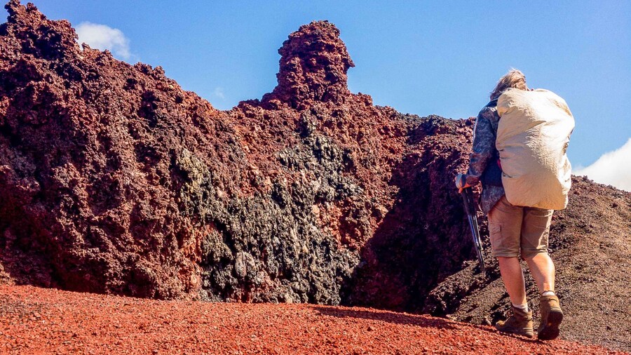 Réunion: Piton de la Fournaise Volcano off trail Hike