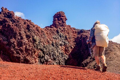 Réunion: Piton de la Fournaise Volcano off trail Hike