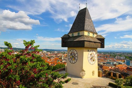 Graz: Old Town Highlights Private Walking Tour