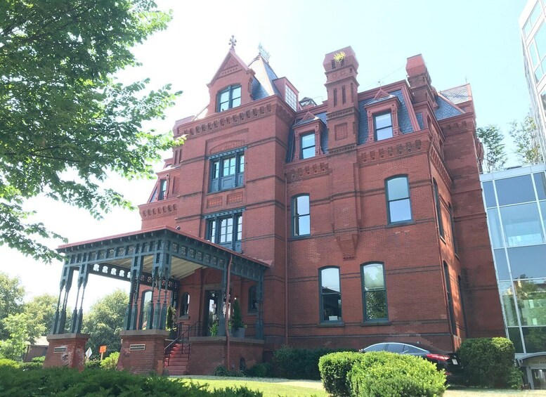 Picture 1 for Activity Washington DC: Dupont Circle & Embassy Row Architecture Tour