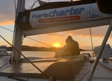 Fuerteventura: Katamaran-tur ved solnedgang til Lobos-øen