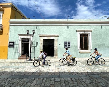 Oaxaca: Street Art Bike Tour