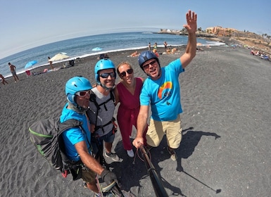 Tenerife: Paragliding with National Champion Paraglider