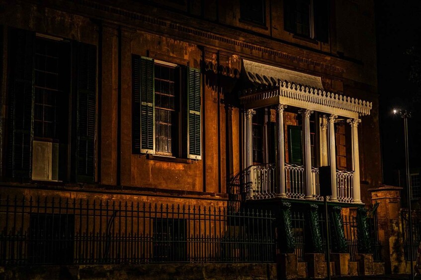 Picture 3 for Activity Savannah: Terrors, Boos and Booze Haunted Pub Crawl