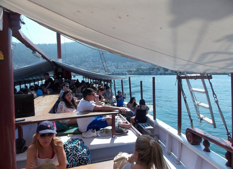 Picture 3 for Activity Rio de Janeiro: Ilha Grande Day Trip with Sightseeing Cruise