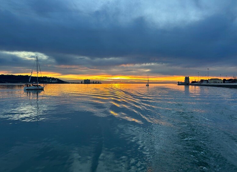 Picture 17 for Activity Lisbon: Sunset Catamaran Cruise with Drinks