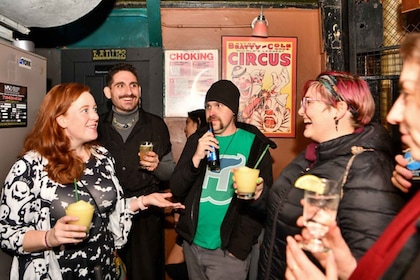 trips to orlando florida universal studios Orlando Haunts Boos and Booze Haunted Pub Crawl