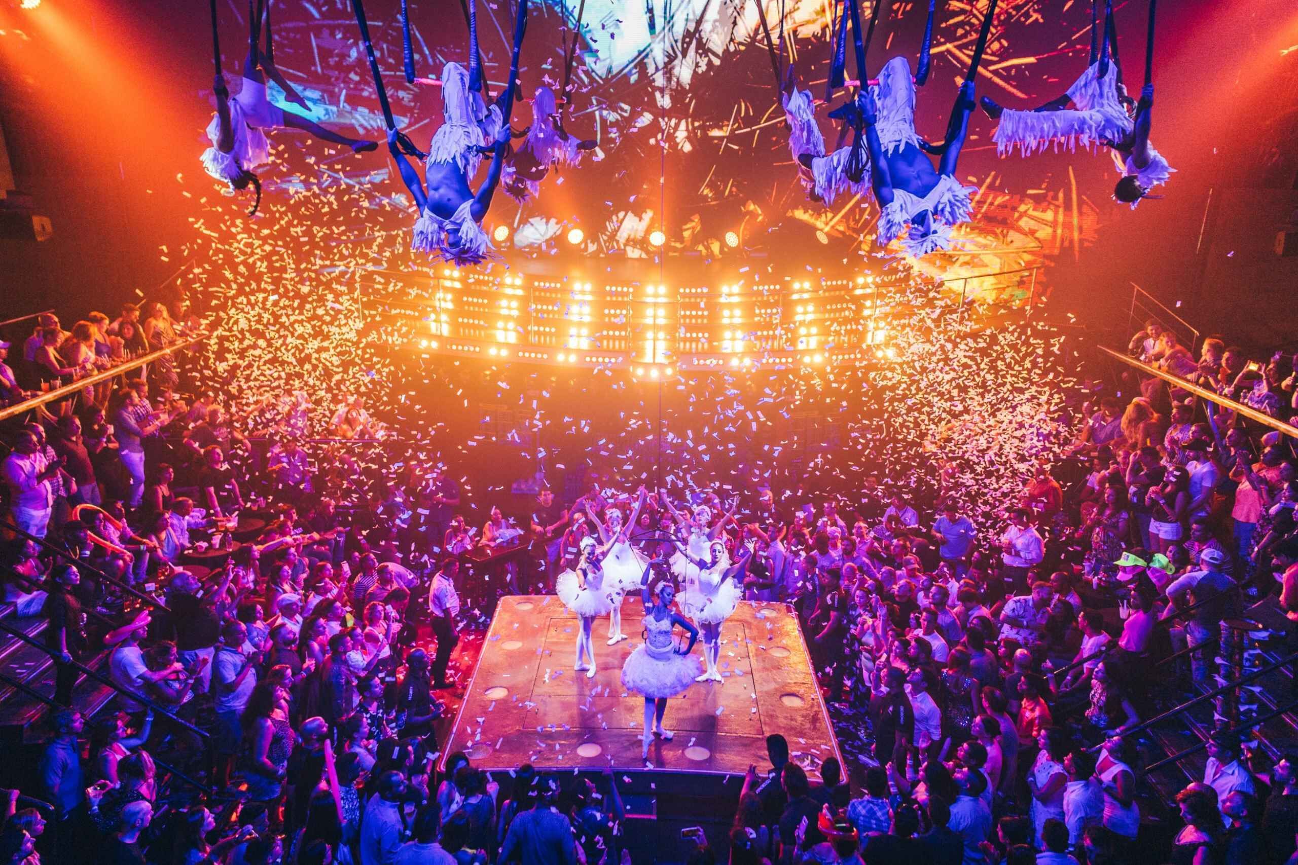 Coco Bongo Cancun Mexico: An Unforgettable Nightclub Experience ...