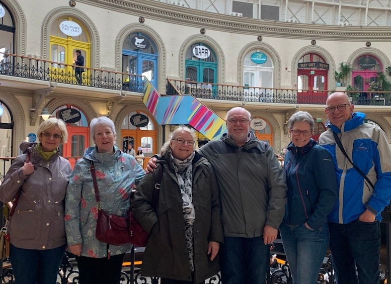 Leeds: Daily Guided City Center Walking Tour (10:30am)