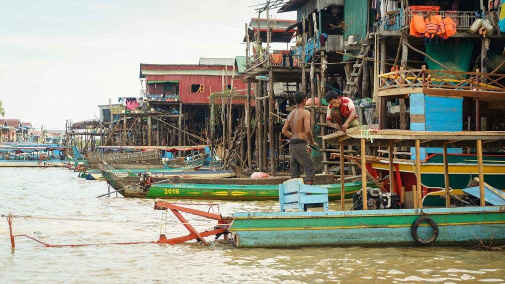 Picture 1 for Activity From Siem Reap: Kampong Phluk Floating Village Tour by Boat