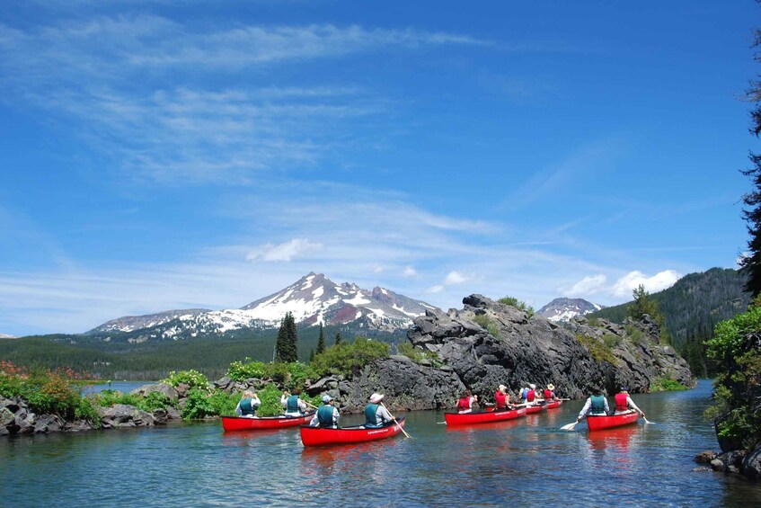 Bend: Half-Day Cascade Lakes Canoe Tour